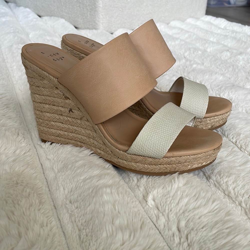 Target a new day wedges size 6.5